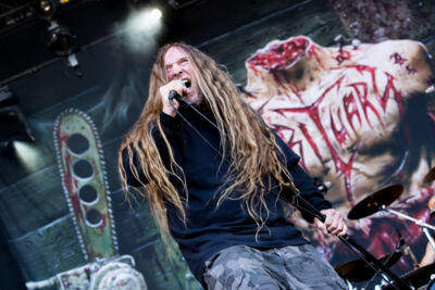 Obituary @ Into The Grave 2015, foto 8, foto's door Dorien Goetschalckx - FrontView Magazine