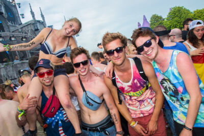 The Qontinent 2015 - Deel I @ Puyenbroeck Wachtebeke, picture 38, photographed by Tom Van Tongerloo - FrontView Magazine
