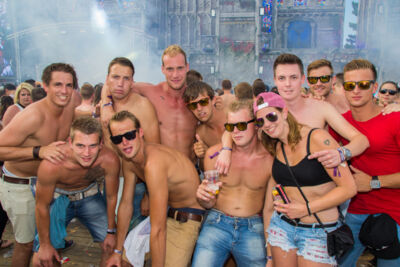 The Qontinent 2015 - Deel I @ Puyenbroeck Wachtebeke, picture 152, photographed by Tom Van Tongerloo - FrontView Magazine
