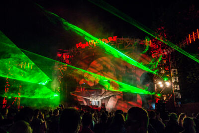 The Qontinent 2015 - Deel II @ Puyenbroeck Wachtebeke, picture 11, photographed by Tom Van Tongerloo - FrontView Magazine