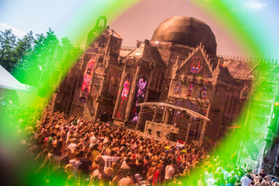 The Qontinent 2015 - Deel II @ Puyenbroeck Wachtebeke, picture 28, photographed by Tom Van Tongerloo - FrontView Magazine