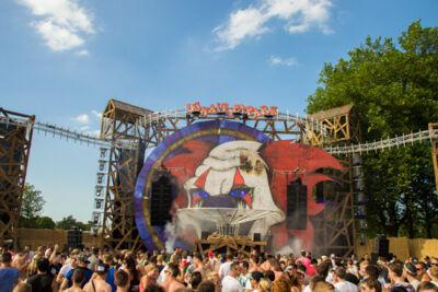 The Qontinent 2015 - Deel II @ Puyenbroeck Wachtebeke, picture 38, photographed by Tom Van Tongerloo - FrontView Magazine