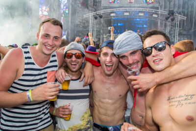 The Qontinent 2015 - Deel II @ Puyenbroeck Wachtebeke, picture 70, photographed by Tom Van Tongerloo - FrontView Magazine