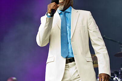 Billy Ocean @ Nostalgie Beach Festival, picture 4, photographed by James Van Roosbroeck - FrontView Magazine
