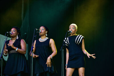 Billy Ocean @ Nostalgie Beach Festival, picture 8, photographed by James Van Roosbroeck - FrontView Magazine