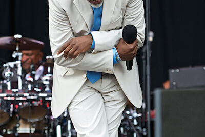 Billy Ocean @ Nostalgie Beach Festival, picture 13, photographed by James Van Roosbroeck - FrontView Magazine