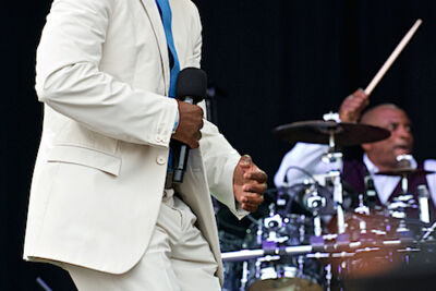 Billy Ocean @ Nostalgie Beach Festival, picture 16, photographed by James Van Roosbroeck - FrontView Magazine