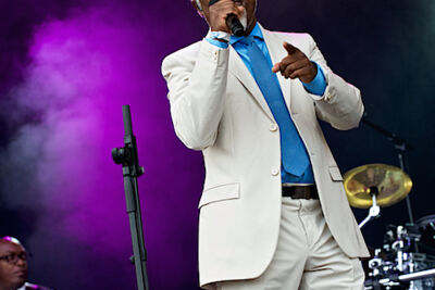 Billy Ocean @ Nostalgie Beach Festival, picture 19, photographed by James Van Roosbroeck - FrontView Magazine