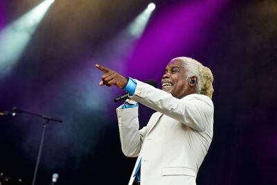 Billy Ocean @ Nostalgie Beach Festival, picture 23, photographed by James Van Roosbroeck - FrontView Magazine