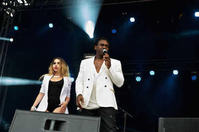 Dr Alban @ Nostalgie Beach Festival, picture 8, photographed by James Van Roosbroeck - FrontView Magazine
