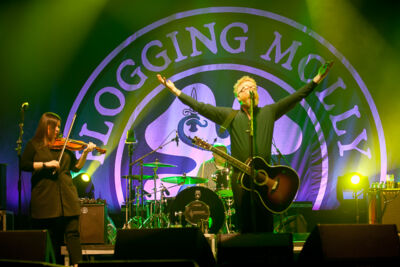 Flogging Molly @ dranouter 2015, picture 17, photographed by Devid Camerlynck - FrontView Magazine
