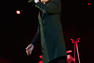 Human League @ Nostalgie Beach Festival, picture 6, photographed by James Van Roosbroeck - FrontView Magazine