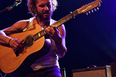 John Butler Trio @ OLT Rivierenhof, picture 9, photographed by James Van Roosbroeck - FrontView Magazine