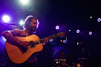 John Butler Trio @ OLT Rivierenhof, picture 10, photographed by James Van Roosbroeck - FrontView Magazine