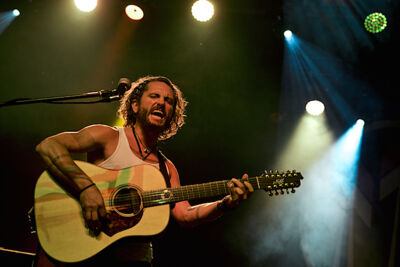 John Butler Trio @ OLT Rivierenhof, picture 17, photographed by James Van Roosbroeck - FrontView Magazine