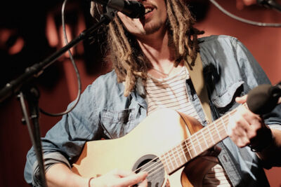 JP Cooper Support Act John Butler Trio, picture 9, photographed by James Van Roosbroeck - FrontView Magazine