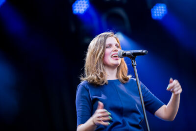 Billie Leyers @ Marktrock Leuven 2015, picture 10, photographed by Kurt Jacobs - FrontView Magazine