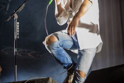 dEUS @ Feest in het Park 2015, picture 13, photographed by Jan van Hecke - FrontView Magazine