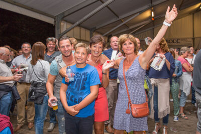 Podium & Sfeer @ Vlaanderen Zingt 2015 in Schoten, picture 97, photographed by Guy Danneels - FrontView Magazine