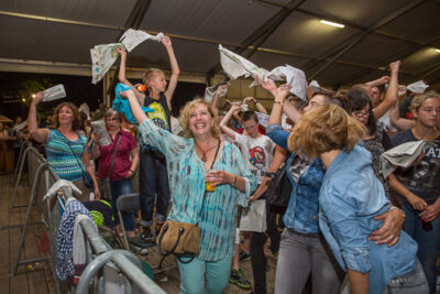 Podium & Sfeer @ Vlaanderen Zingt 2015 in Schoten, picture 148, photographed by Guy Danneels - FrontView Magazine