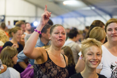 Podium & Sfeer @ Vlaanderen Zingt 2015 in Schoten, picture 170, photographed by Guy Danneels - FrontView Magazine