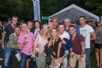Publieksfoto's & Sfeer Reeks A @ Vlaanderen Zingt 2015 in Schoten, picture 89, photographed by Guy Danneels - FrontView Magazine
