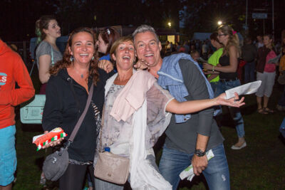 Publieksfoto's & Sfeer Reeks A @ Vlaanderen Zingt 2015 in Schoten, picture 128, photographed by Guy Danneels - FrontView Magazine