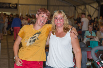 Publieksfoto's & Sfeer Reeks B @ Vlaanderen Zingt 2015 in Schoten, picture 34, photographed by Guy Danneels - FrontView Magazine