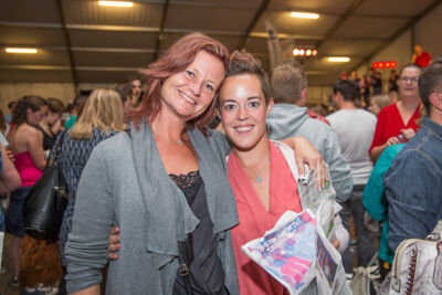 Publieksfoto's & Sfeer Reeks B @ Vlaanderen Zingt 2015 in Schoten, picture 41, photographed by Guy Danneels - FrontView Magazine