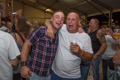 Publieksfoto's & Sfeer Reeks B @ Vlaanderen Zingt 2015 in Schoten, picture 78, photographed by Guy Danneels - FrontView Magazine