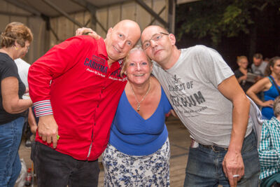 Publieksfoto's & Sfeer Reeks B @ Vlaanderen Zingt 2015 in Schoten, picture 111, photographed by Guy Danneels - FrontView Magazine
