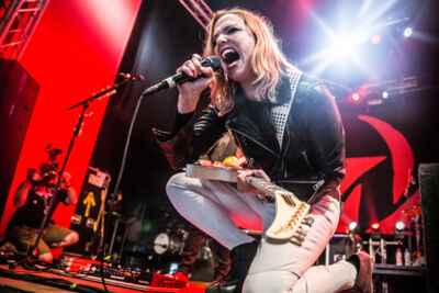 Halestorm @ Huntenpop 2015, foto 2, foto's door Kelly Thans - FrontView Magazine