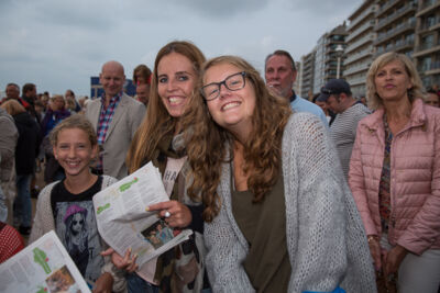 Podium & Sfeer @ Vlaanderen Zingt 2015 in Nieuwpoort, picture 30, photographed by Guy Danneels - FrontView Magazine