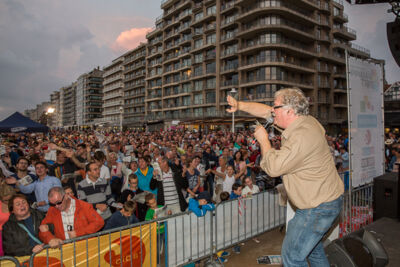 Podium & Sfeer @ Vlaanderen Zingt 2015 in Nieuwpoort, picture 55, photographed by Guy Danneels - FrontView Magazine