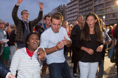 Podium & Sfeer @ Vlaanderen Zingt 2015 in Nieuwpoort, picture 78, photographed by Guy Danneels - FrontView Magazine