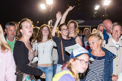 Podium & Sfeer @ Vlaanderen Zingt 2015 in Nieuwpoort, picture 108, photographed by Guy Danneels - FrontView Magazine