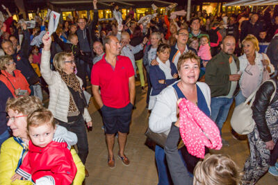 Podium & Sfeer @ Vlaanderen Zingt 2015 in Nieuwpoort, picture 143, photographed by Guy Danneels - FrontView Magazine