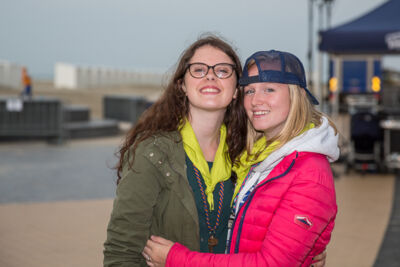 Publieksfoto's & Sfeer @ Vlaanderen Zingt 2015 in Nieuwpoort, picture 8, photographed by Guy Danneels - FrontView Magazine