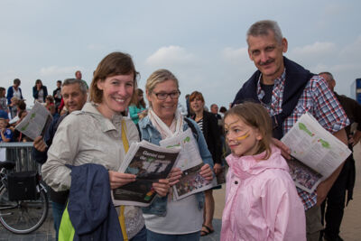Publieksfoto's & Sfeer @ Vlaanderen Zingt 2015 in Nieuwpoort, picture 53, photographed by Guy Danneels - FrontView Magazine