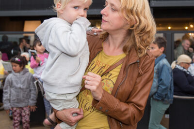 Publieksfoto's & Sfeer @ Vlaanderen Zingt 2015 in Nieuwpoort, picture 117, photographed by Guy Danneels - FrontView Magazine