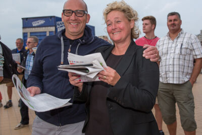 Publieksfoto's & Sfeer @ Vlaanderen Zingt 2015 in Nieuwpoort, picture 139, photographed by Guy Danneels - FrontView Magazine