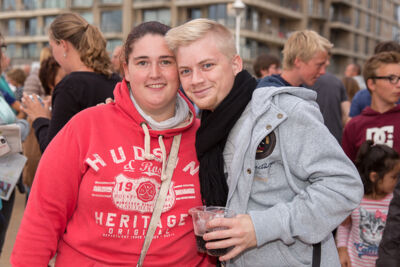 Publieksfoto's & Sfeer @ Vlaanderen Zingt 2015 in Nieuwpoort, picture 153, photographed by Guy Danneels - FrontView Magazine