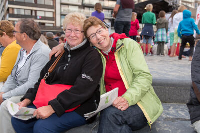 Publieksfoto's & Sfeer @ Vlaanderen Zingt 2015 in Nieuwpoort, picture 162, photographed by Guy Danneels - FrontView Magazine