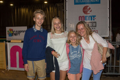 Publieksfoto's & Sfeer @ Vlaanderen Zingt 2015 in Nieuwpoort, picture 245, photographed by Guy Danneels - FrontView Magazine