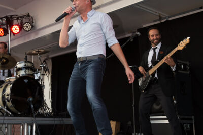 Podium & Sfeer @ Vlaanderen Zingt 2015 in St.-Katelijne-Waver, picture 12, photographed by Guy Danneels - FrontView Magazine