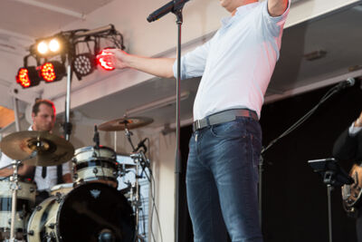 Podium & Sfeer @ Vlaanderen Zingt 2015 in St.-Katelijne-Waver, picture 19, photographed by Guy Danneels - FrontView Magazine