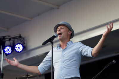 Podium & Sfeer @ Vlaanderen Zingt 2015 in St.-Katelijne-Waver, picture 23, photographed by Guy Danneels - FrontView Magazine