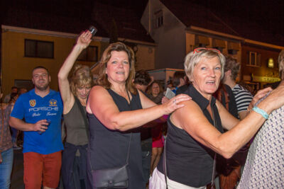 Podium & Sfeer @ Vlaanderen Zingt 2015 in St.-Katelijne-Waver, picture 120, photographed by Guy Danneels - FrontView Magazine