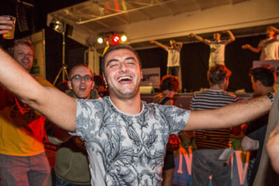 Podium & Sfeer @ Vlaanderen Zingt 2015 in St.-Katelijne-Waver, picture 135, photographed by Guy Danneels - FrontView Magazine