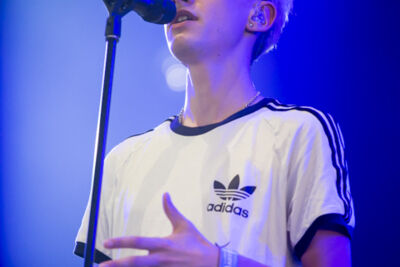 Years & Years @ Lowlands 2015, picture 2, photographed by Dorien Goetschalckx - FrontView Magazine